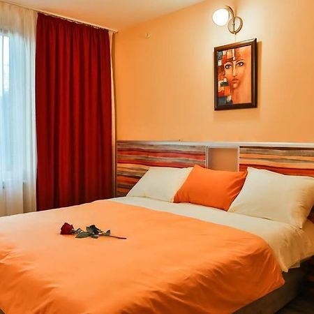 Guest House Beniart Vetrintsi Kültér fotó