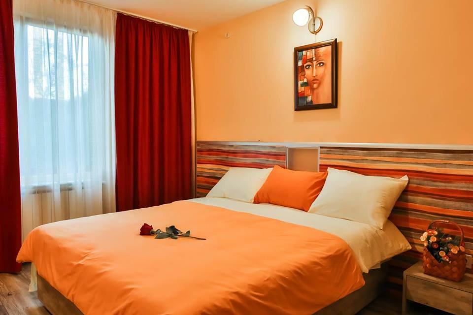 Guest House Beniart Vetrintsi Kültér fotó